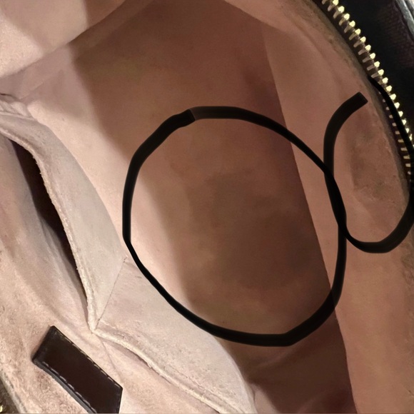 AUTHENTIC LOUIS VUITTON
Damier Canvas Ebene
Normandy Bag - Picture 12 of 16